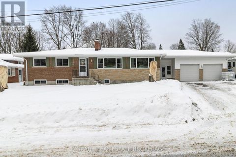 3 DAVISON AVENUE Brockville ON K6V3C3