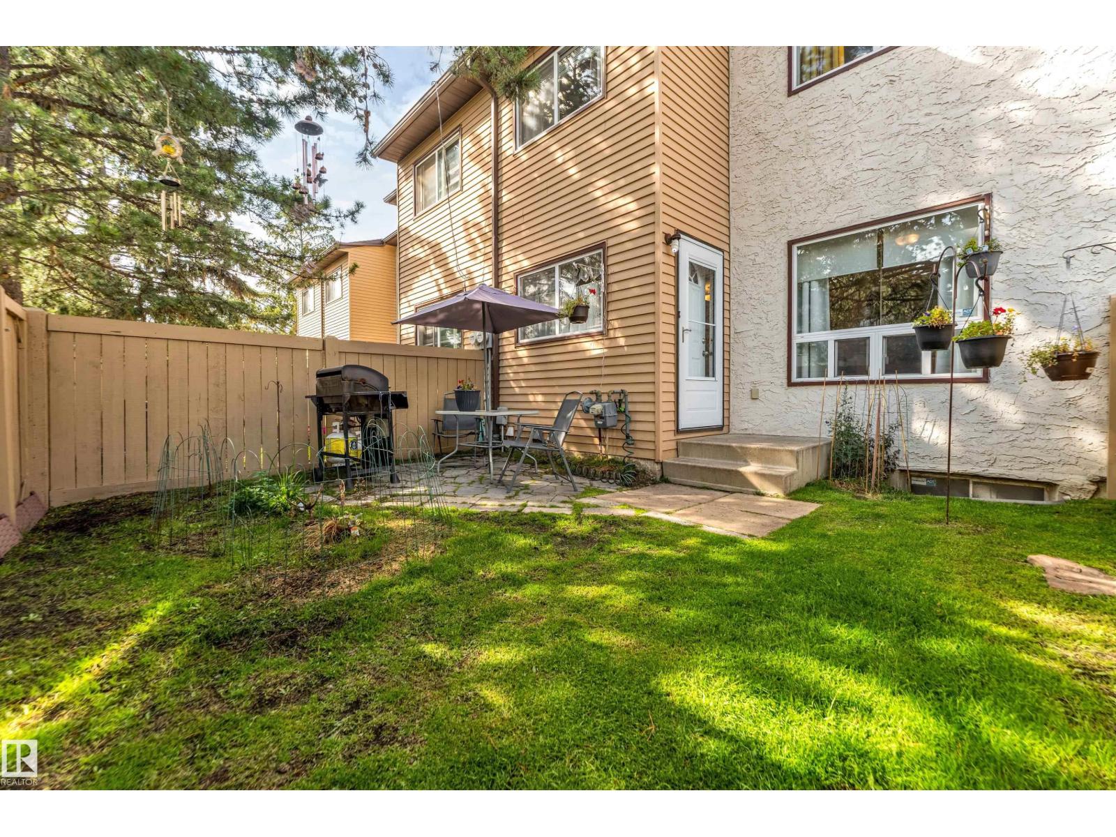 #49 1651 46 ST NW