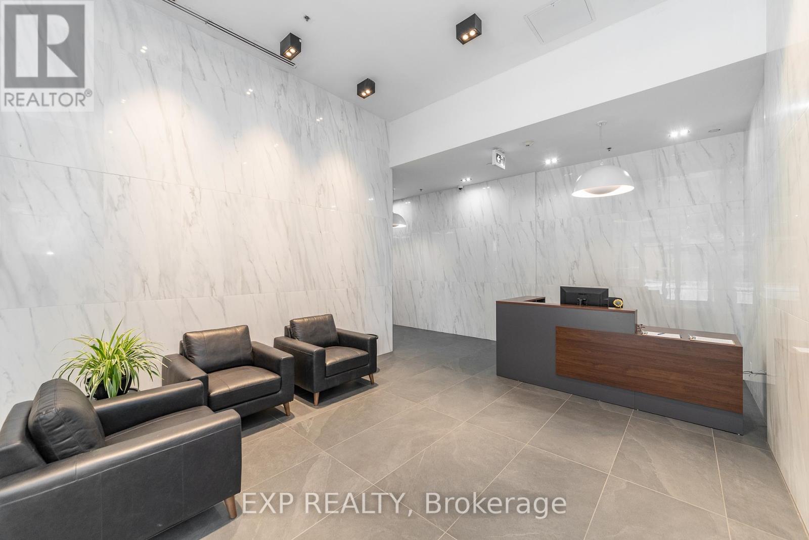1102 - 203 CATHERINE STREET