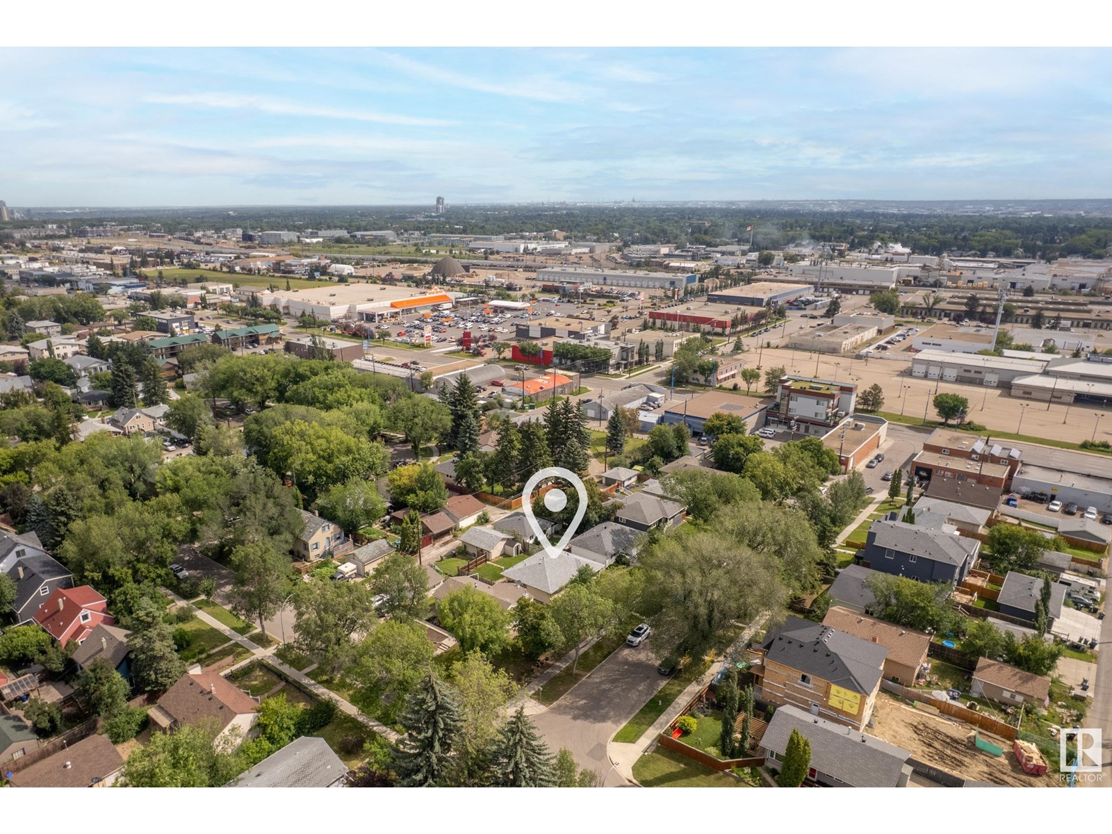 10444 64 AV NW