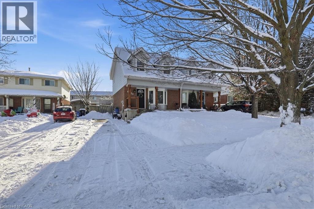 621 PINEROW Crescent Unit# A