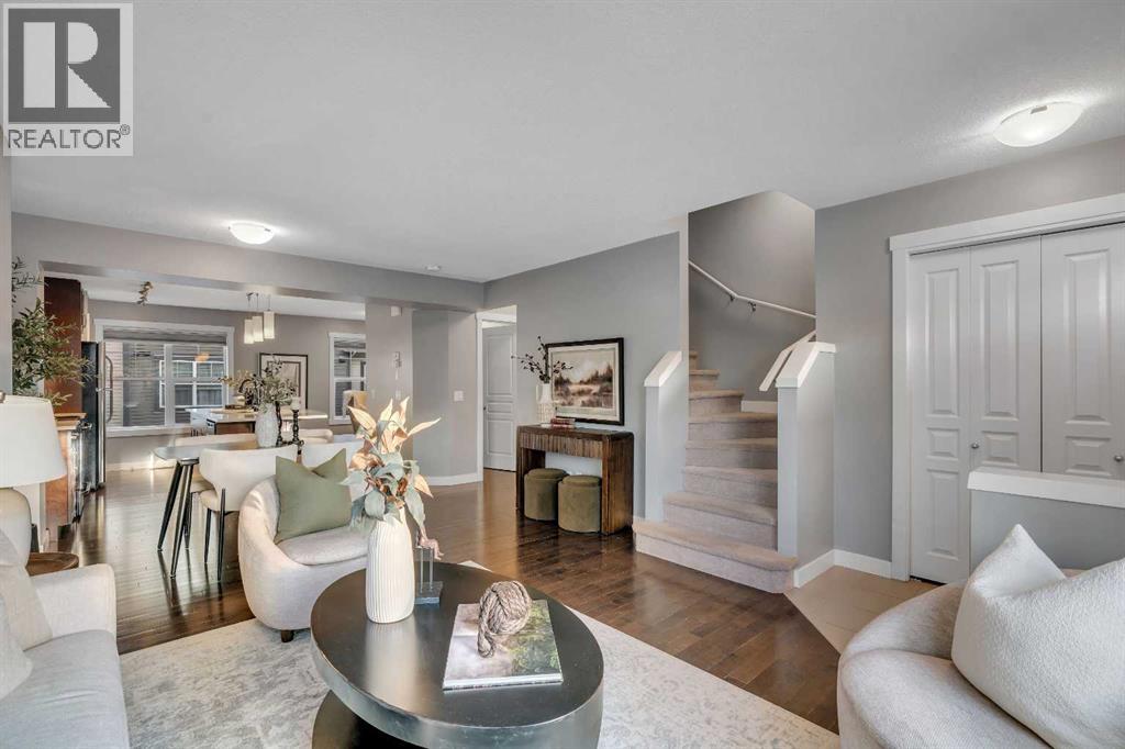 526 Mckenzie Towne Drive SE