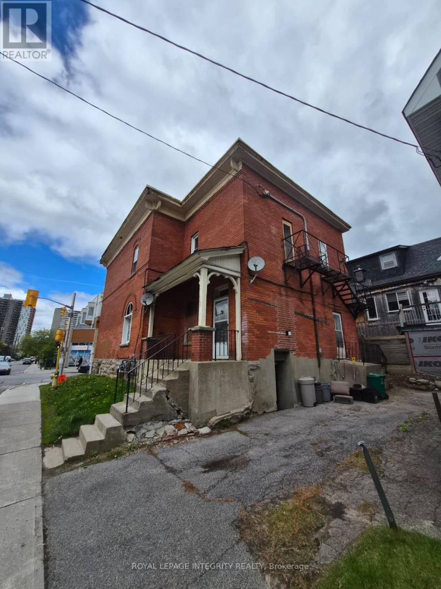 604-606 SOMERSET STREET W