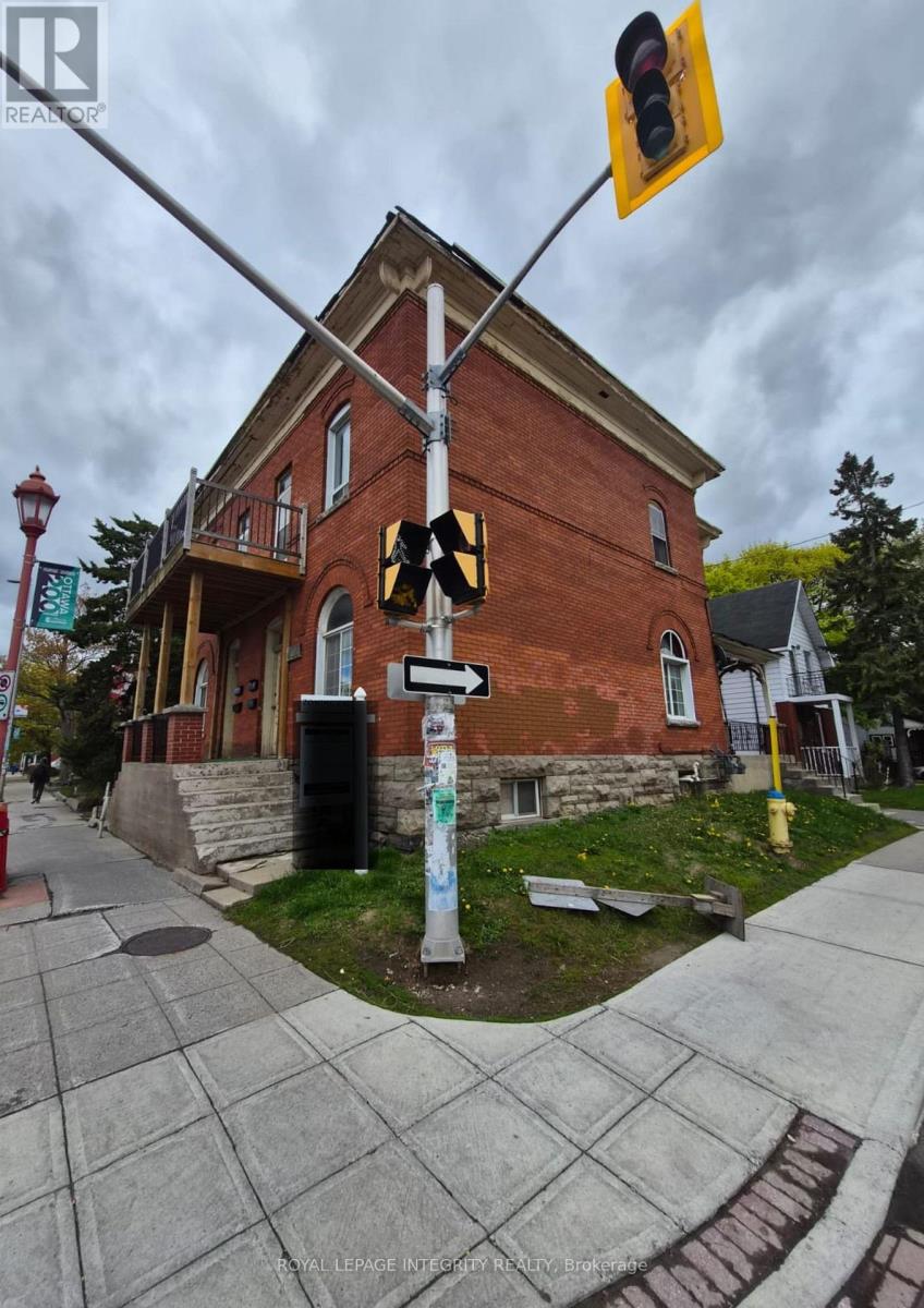 604-606 SOMERSET STREET W