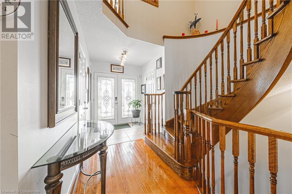 148 MEADOW WOOD Crescent