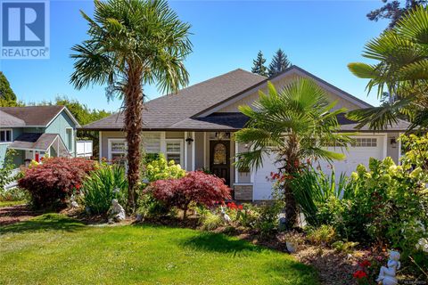 555 Leaside Ave Saanich BC V8Z2K9