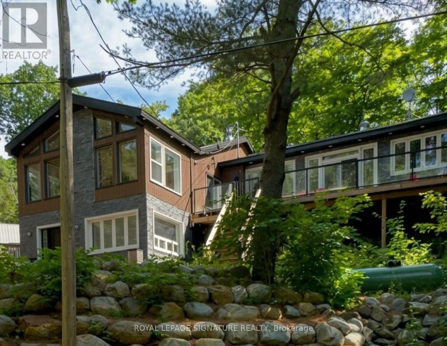 613 LONG LAKE ROAD