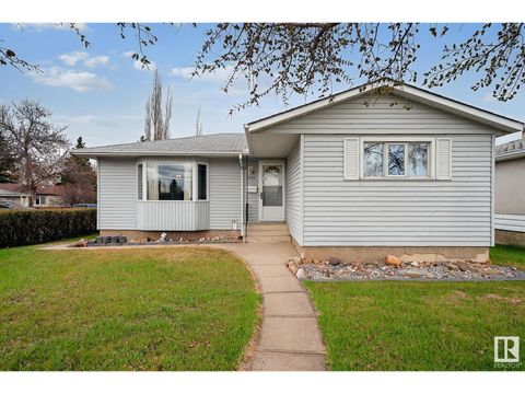 10507 134A AV NW NW Edmonton AB T5E1M1