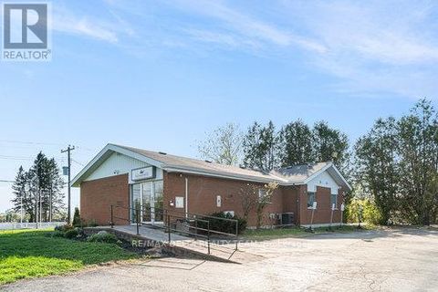 3713 NAVAN ROAD Ottawa ON K1B1H9