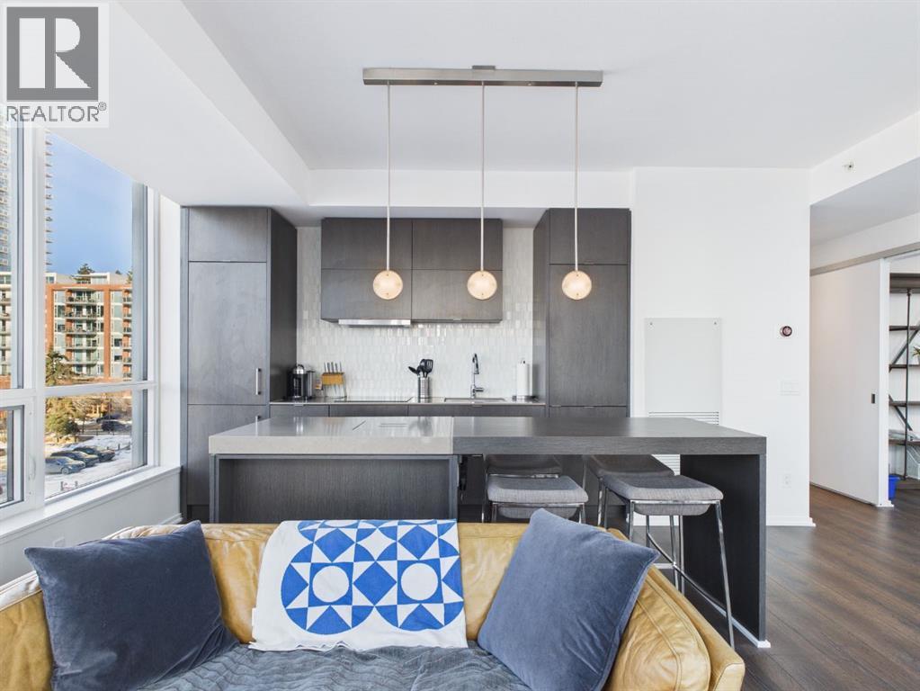 326, 615 6 Avenue SE