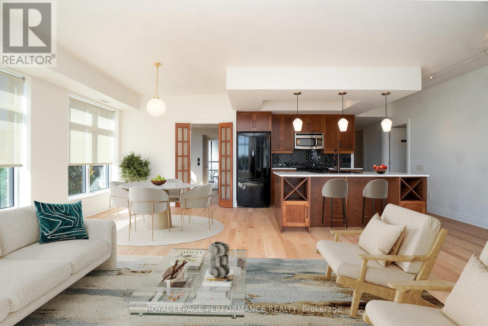 703 - 245 KENT STREET