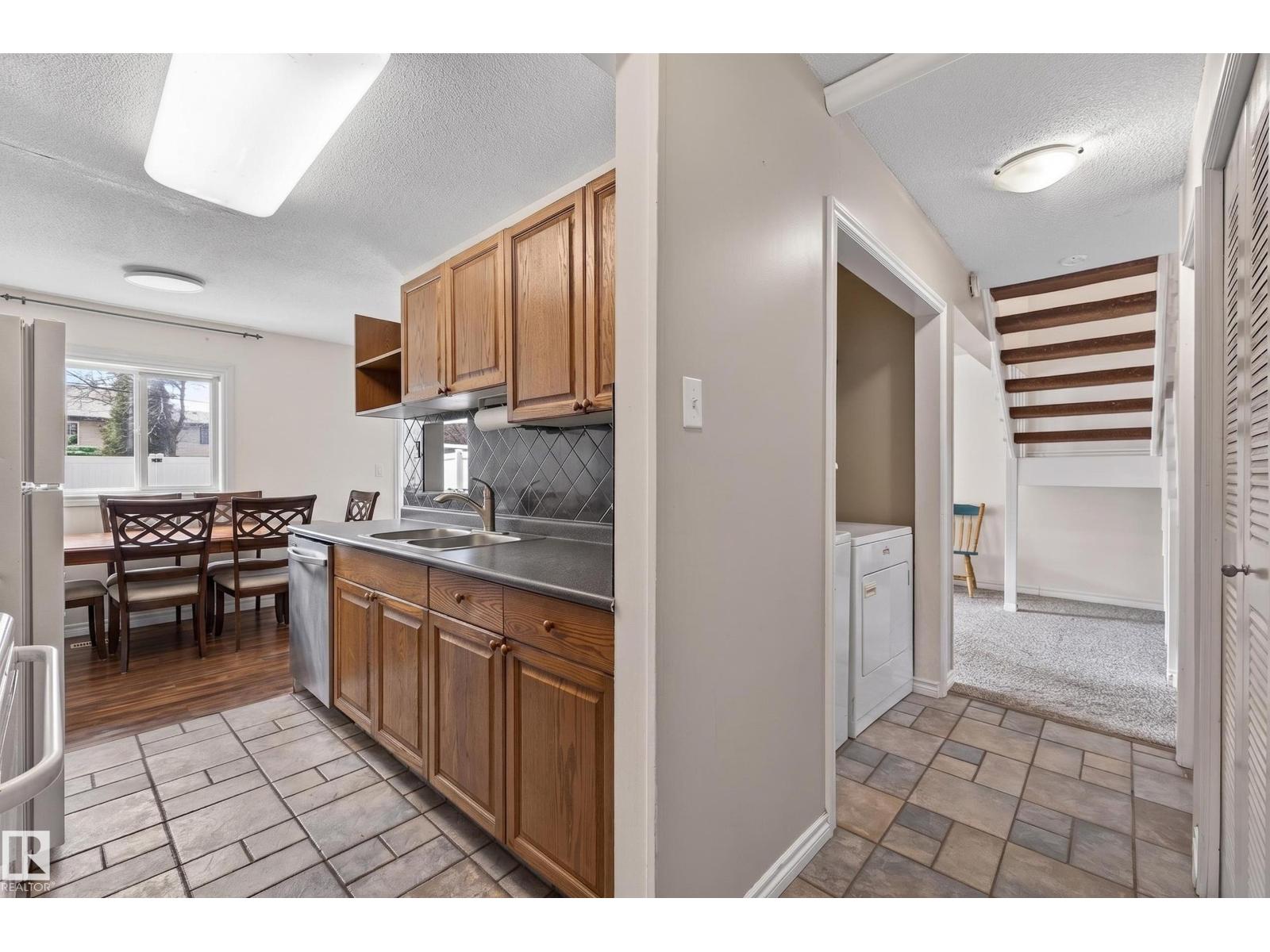 26E MEADOWLARK VG NW