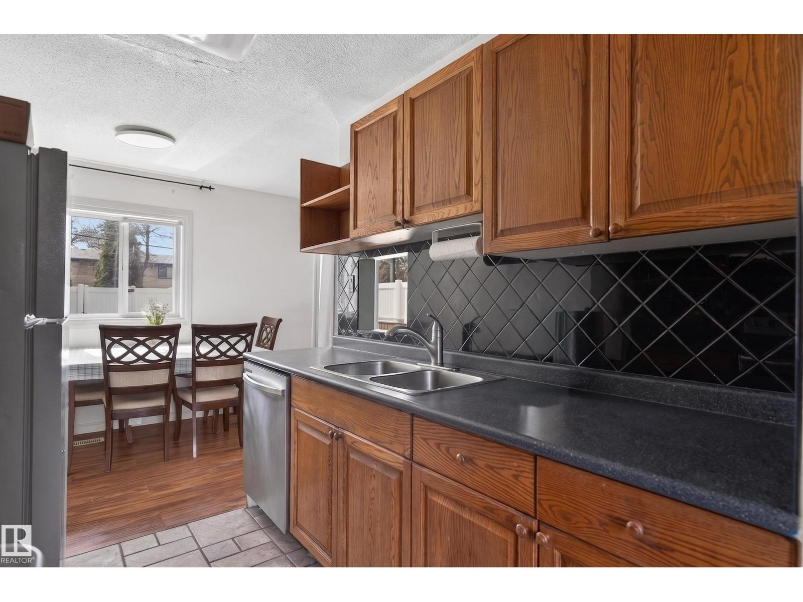 26E MEADOWLARK VG NW