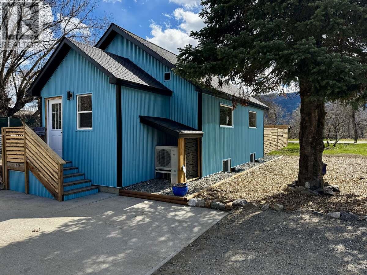 987 Kettle River Drive