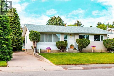 2502 8A Avenue N Lethbridge AB T1H1E1