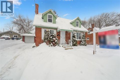 56 COLUMBIA Street W Waterloo ON N2L3K5