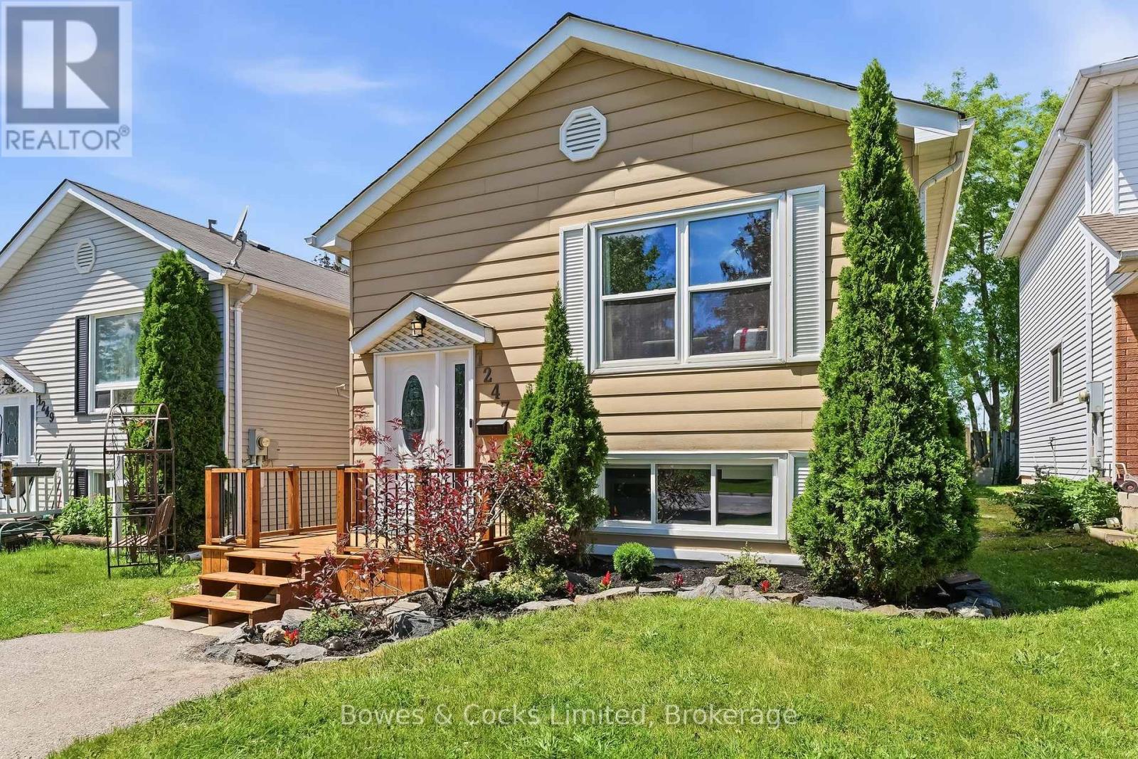 1247 HUNTINGTON CIRCLE