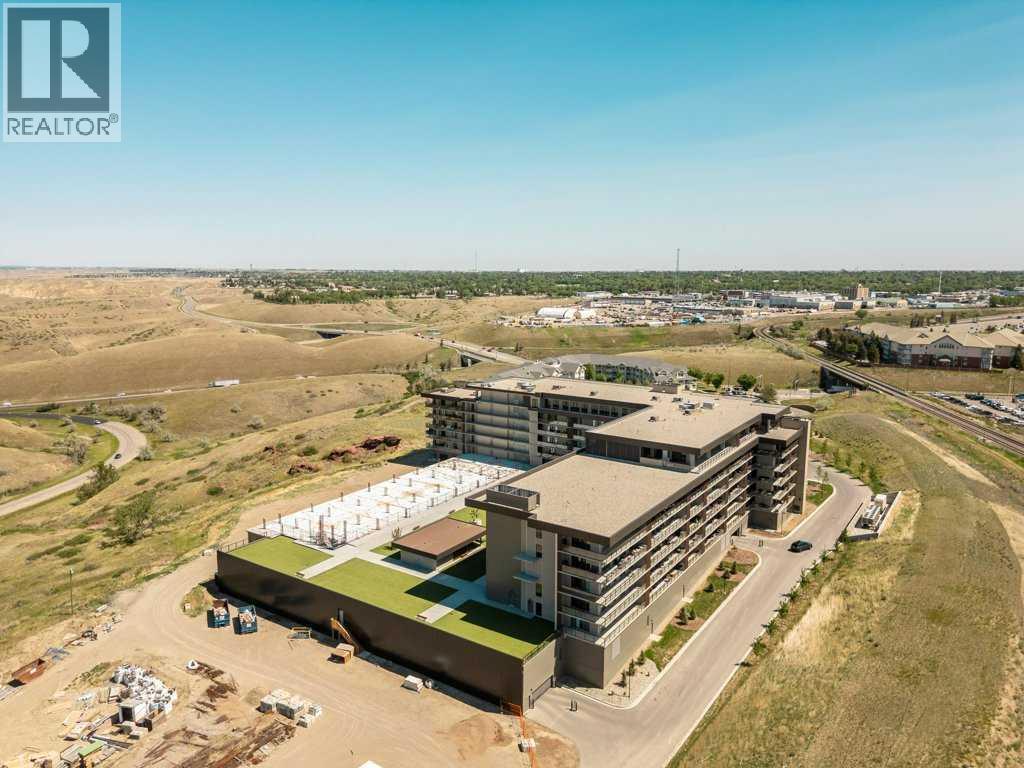 430, 102 Scenic Drive N