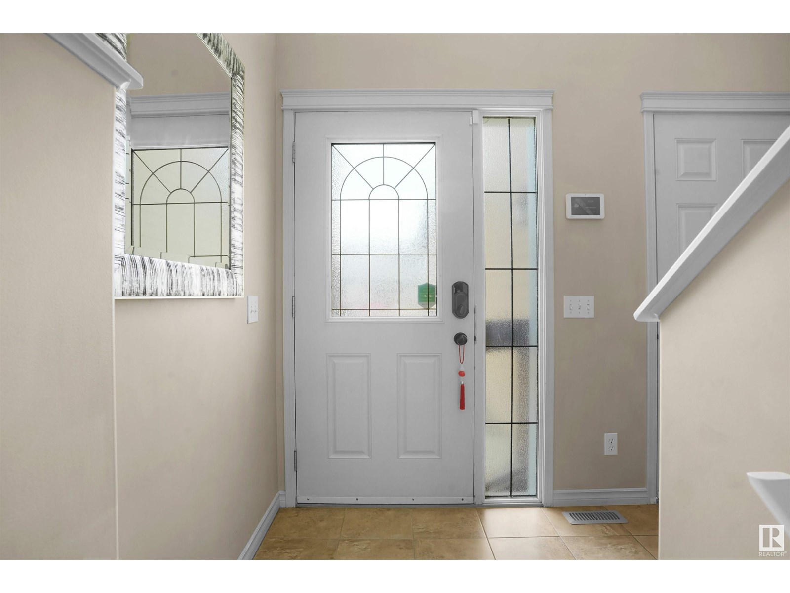 3812 163 AV NW