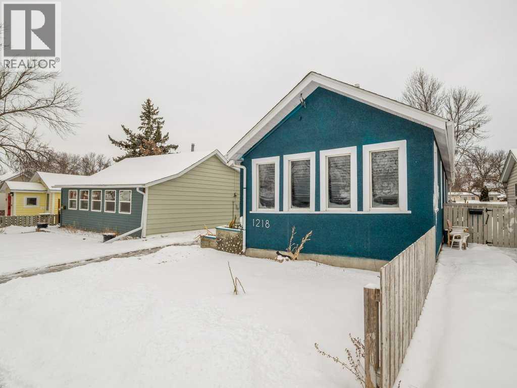 1218 7 Street N