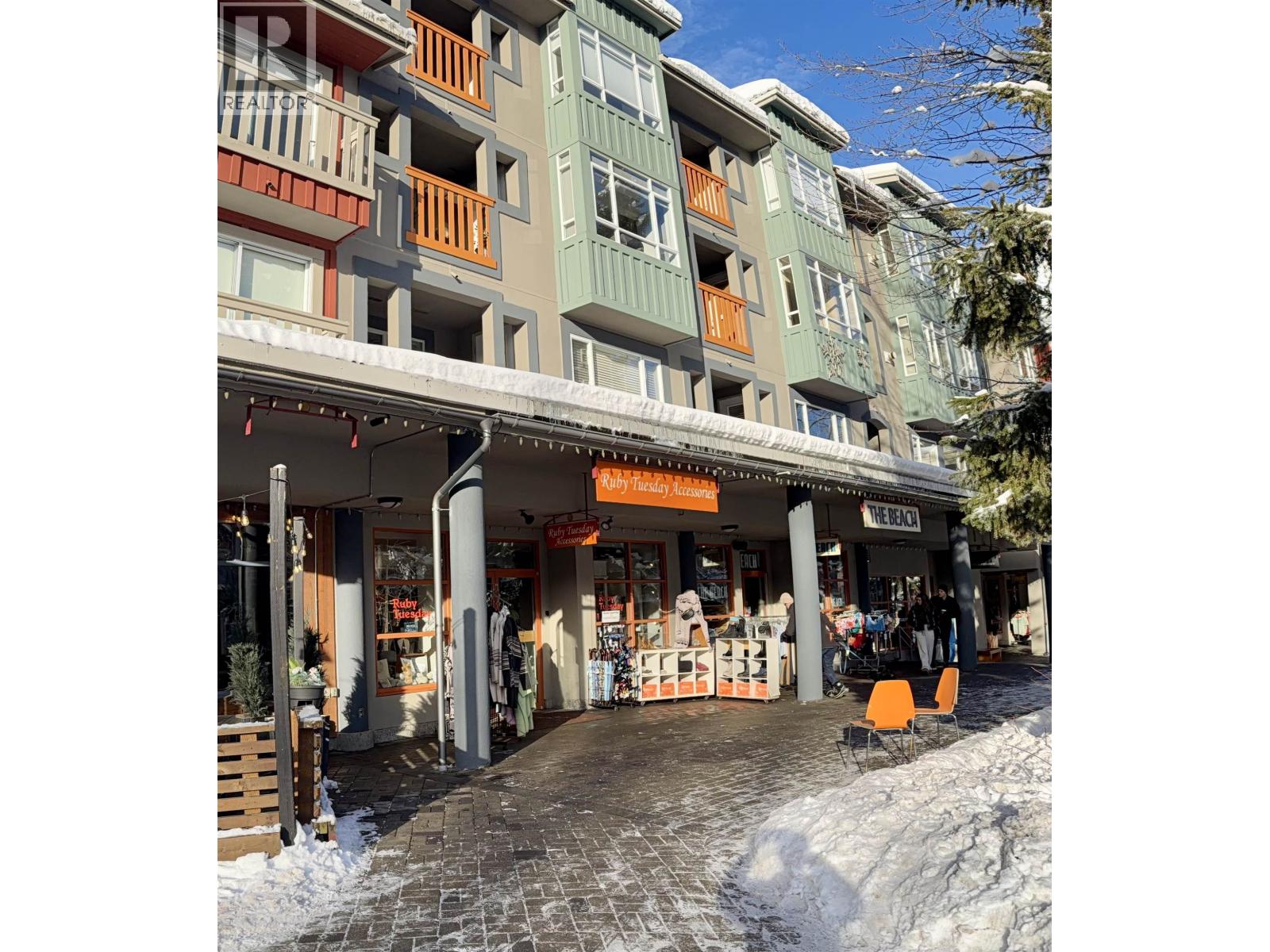 26A 4314 MAIN STREET