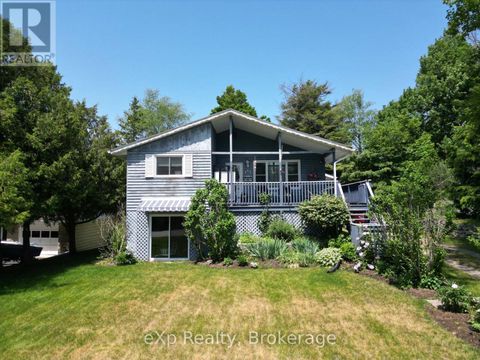 105 MENOMINI ROAD Huron-Kinloss ON N2Z2X3