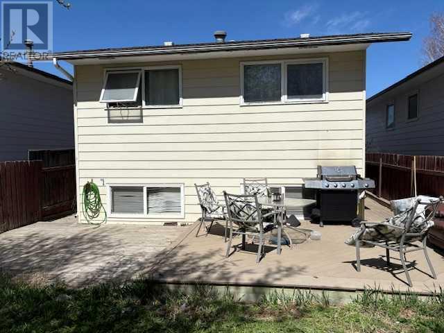 115 Cayuga Crescent W