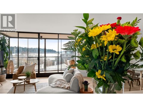401 475 13TH STREET West Vancouver BC V7T2N7