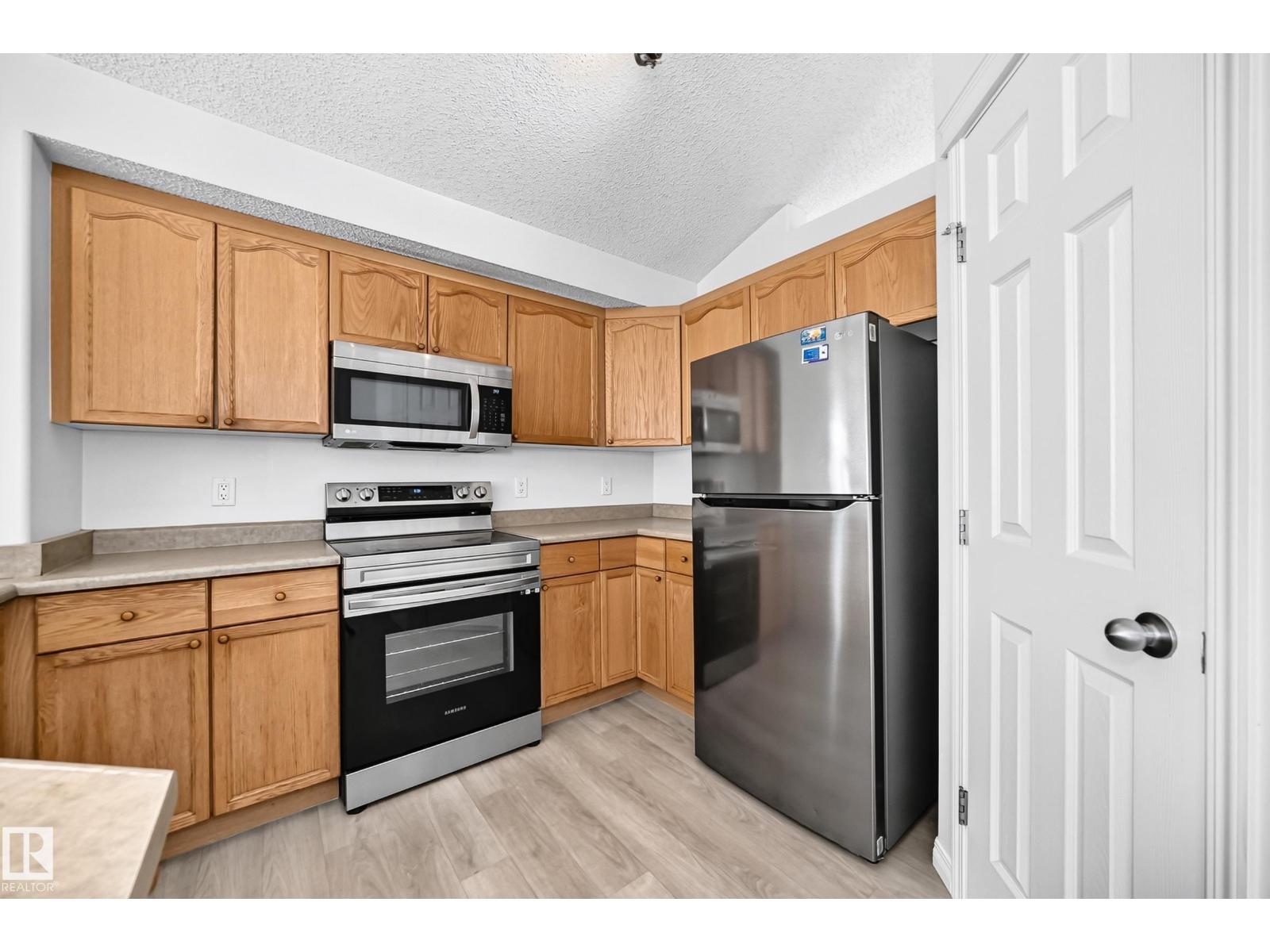 11249 167A AV NW