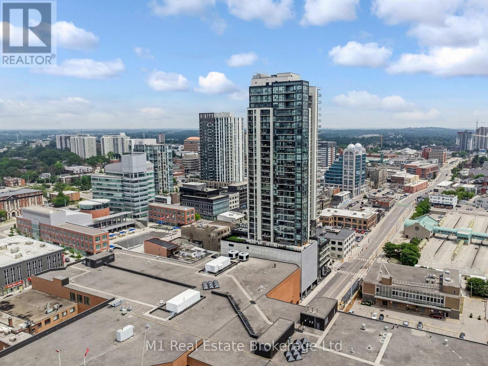 3001 - 60 CHARLES STREET W