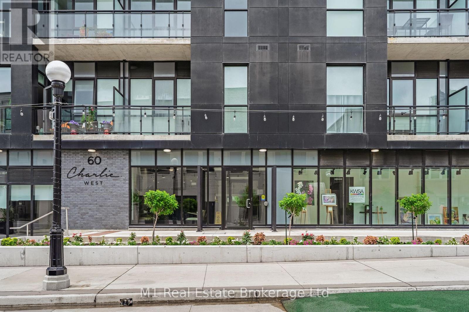 3001 - 60 CHARLES STREET W