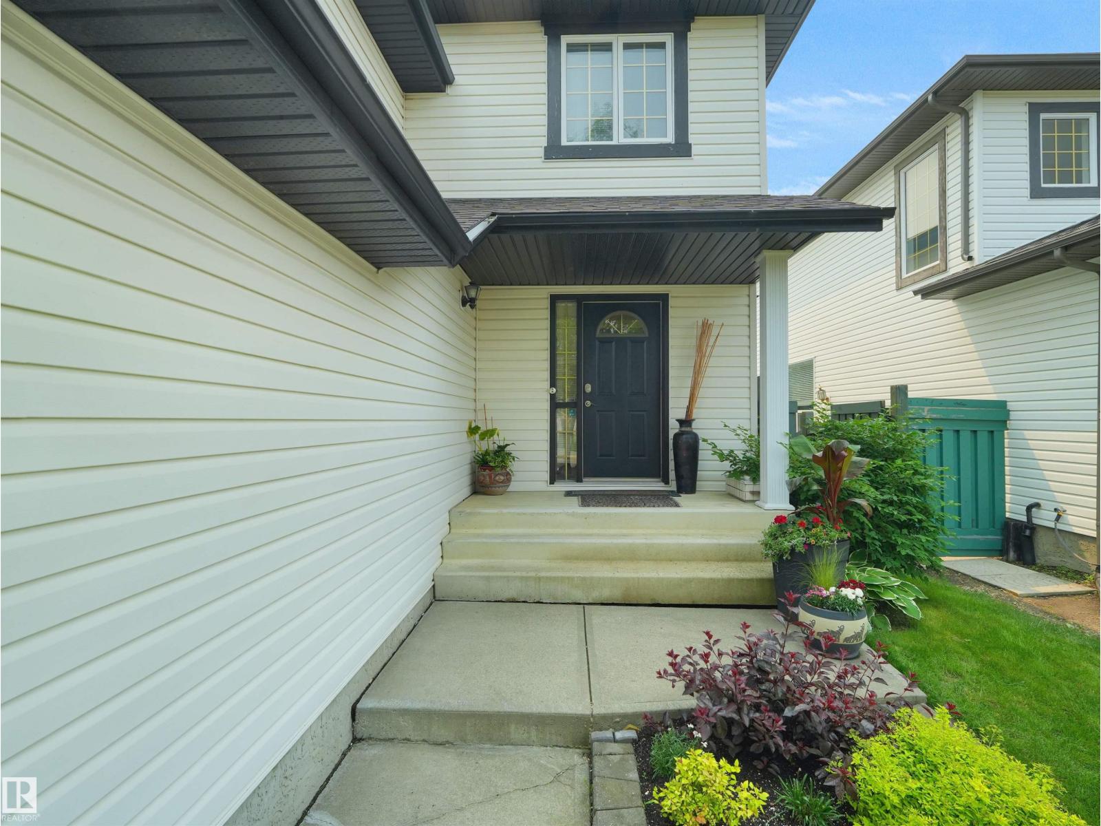 1025 GRAHAM CO NW