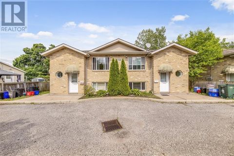1738 NORTHWAY AVENUE Windsor ON N9B3M2