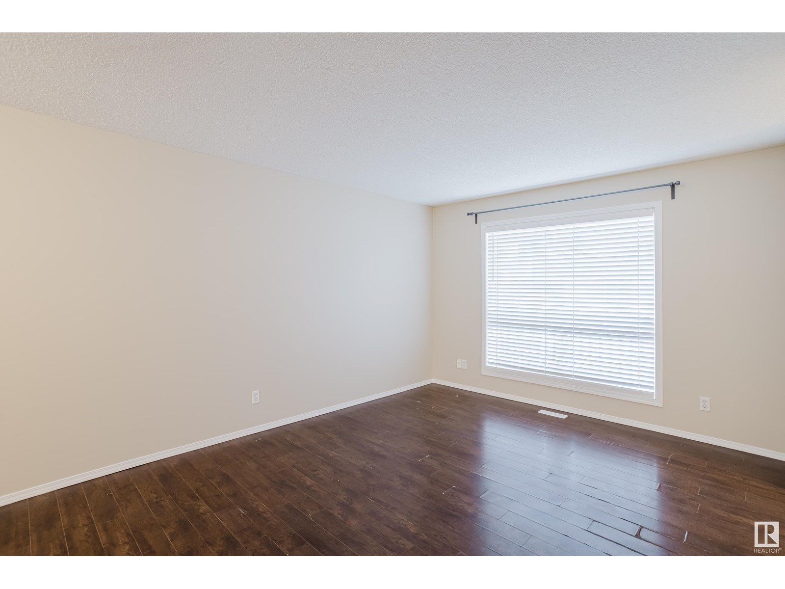 #133 10909 106 ST NW