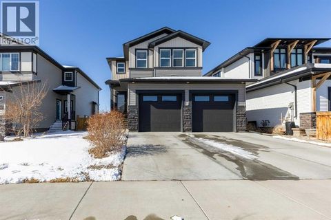 1492 Coalbanks Boulevard W Lethbridge AB T1J5L5