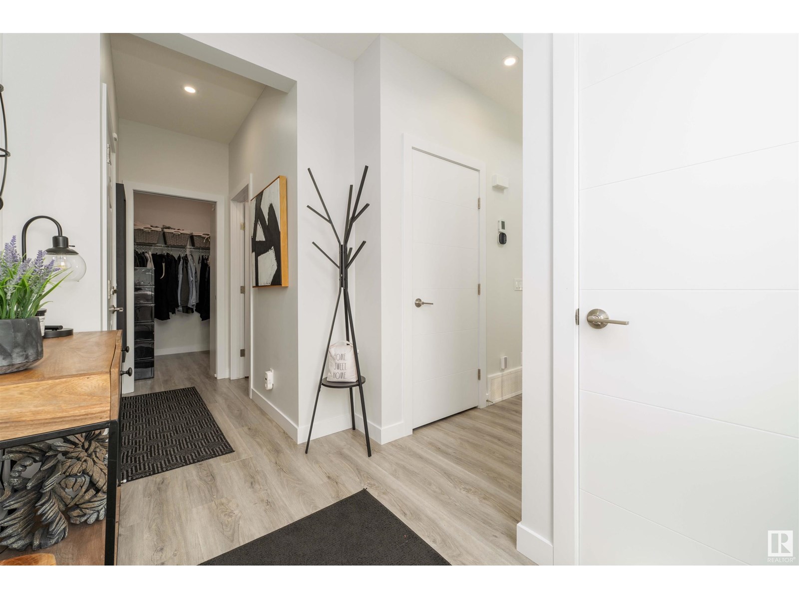 17007 64 ST NW