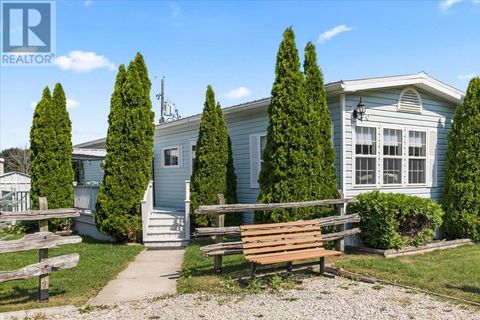 70 APPLEWOOD BOULEVARD Kincardine ON N0G2T0