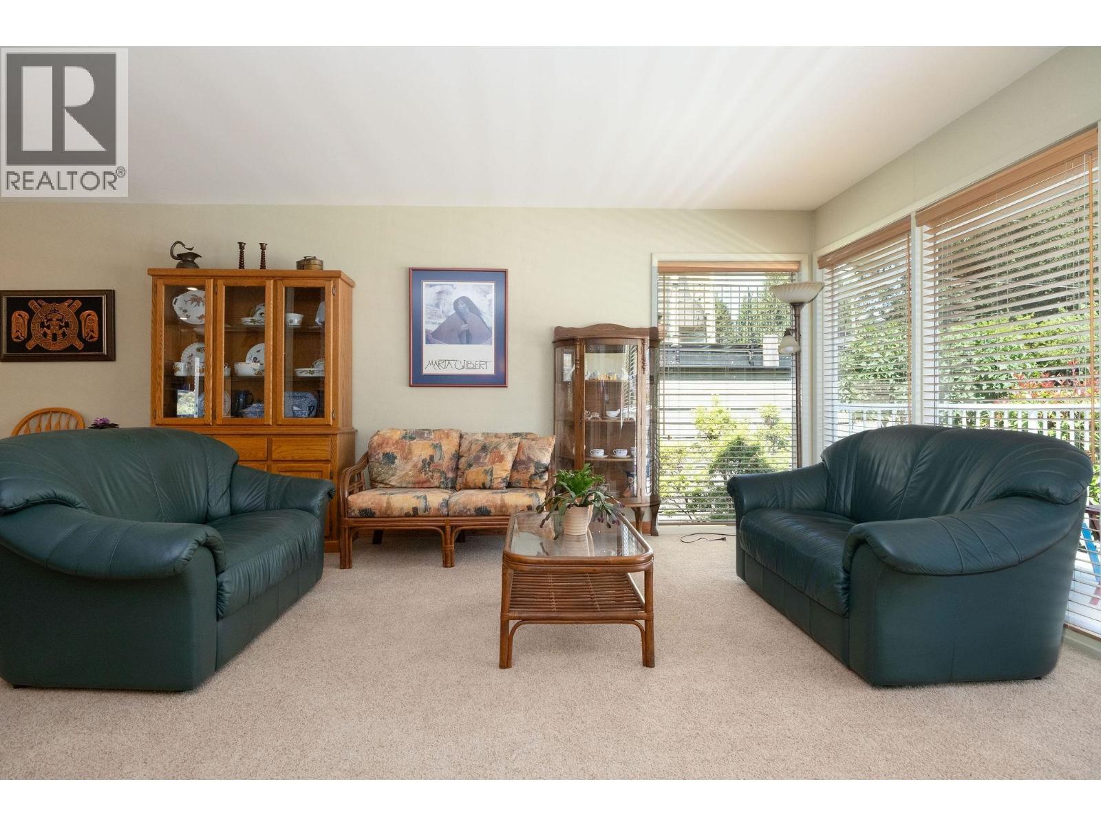 2573 KILMARNOCK CRESCENT