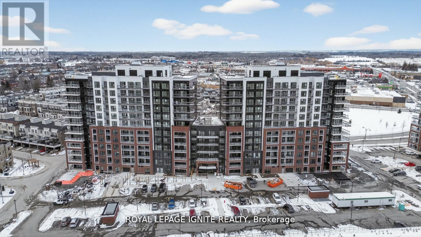 511 - 51 CLARINGTON BOULEVARD