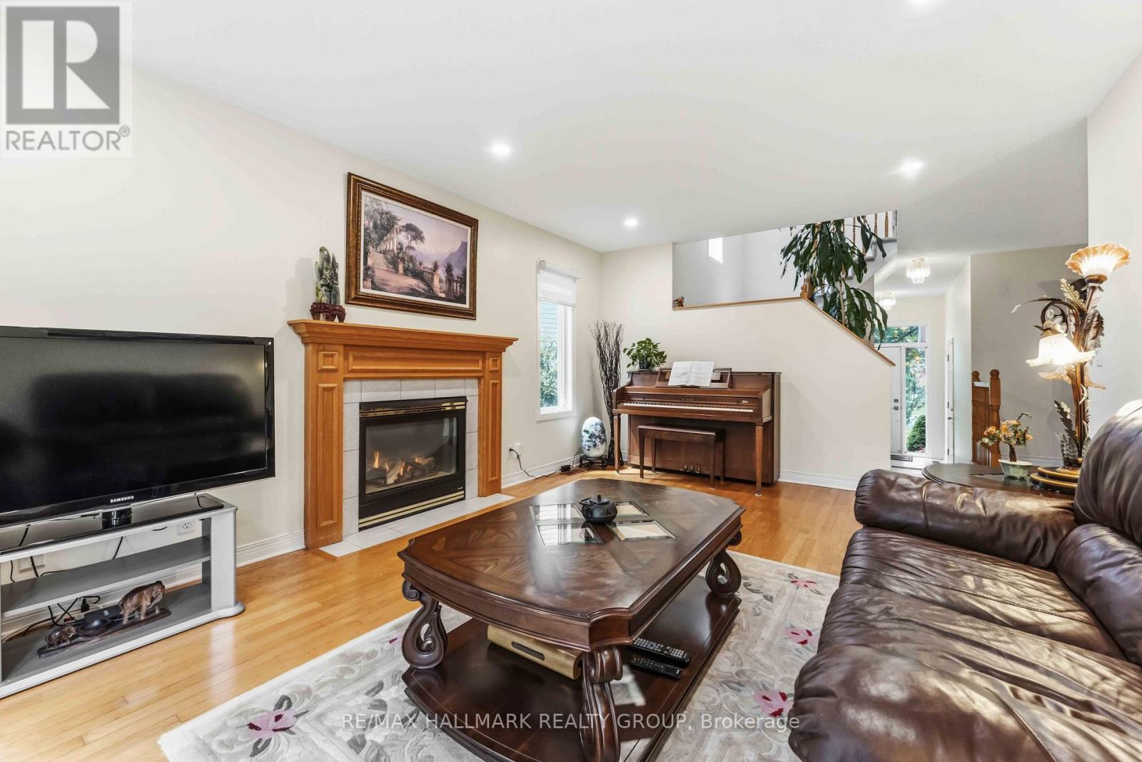 28 SONATA PLACE