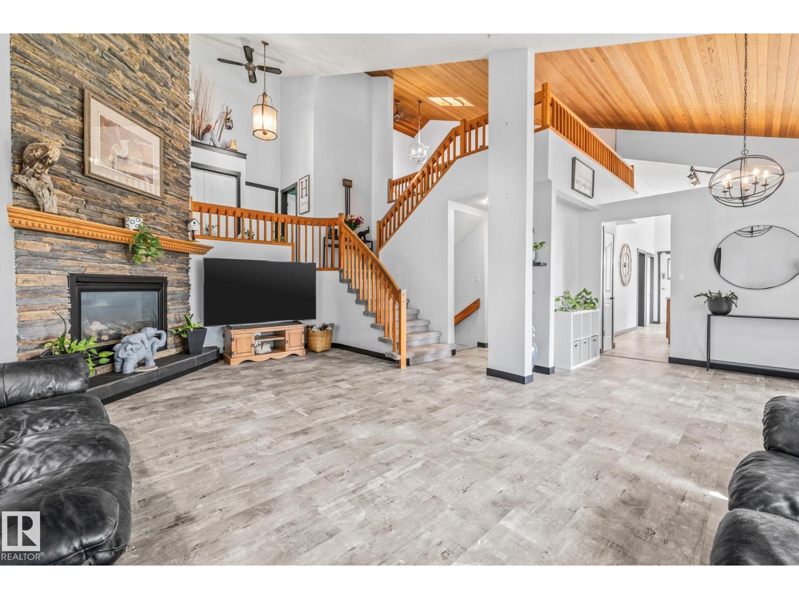 #19 53117 RGE ROAD 14 NW