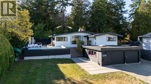 5276 Parker Ave Saanich BC V8Y2M9