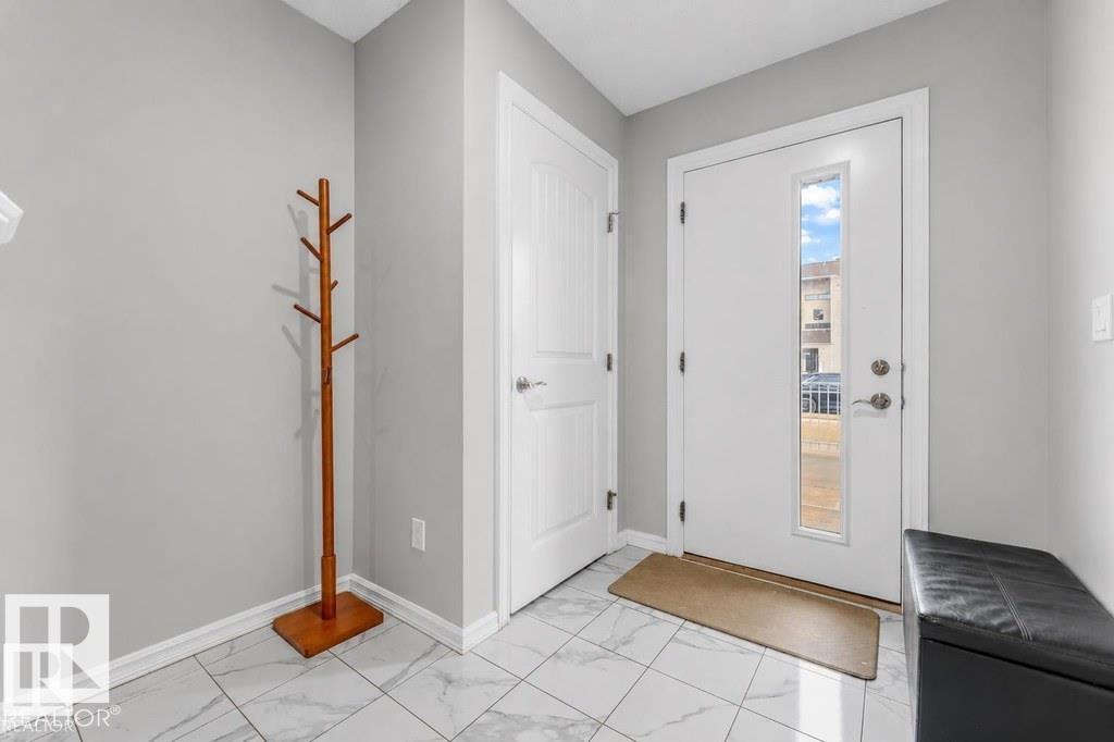 #61 215 SADDLEBACK RD NW NW