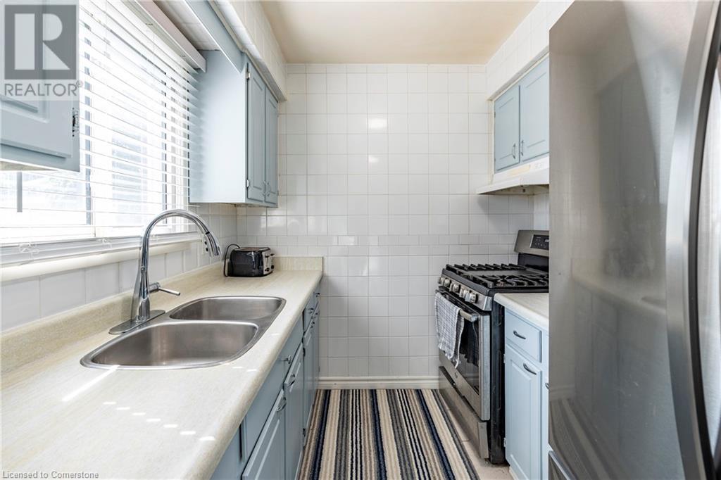 4 TAMARACK Court