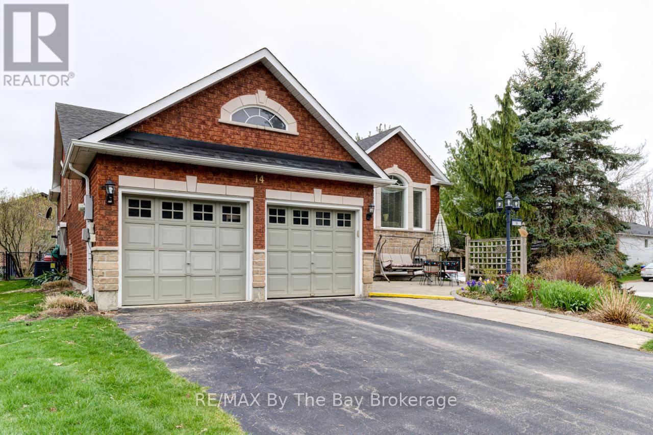14 TIMBERLAND CRESCENT