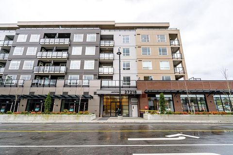 516 27218 ALDERGROVE TOWN CENTER DRIVE Langley BC V4W0E4