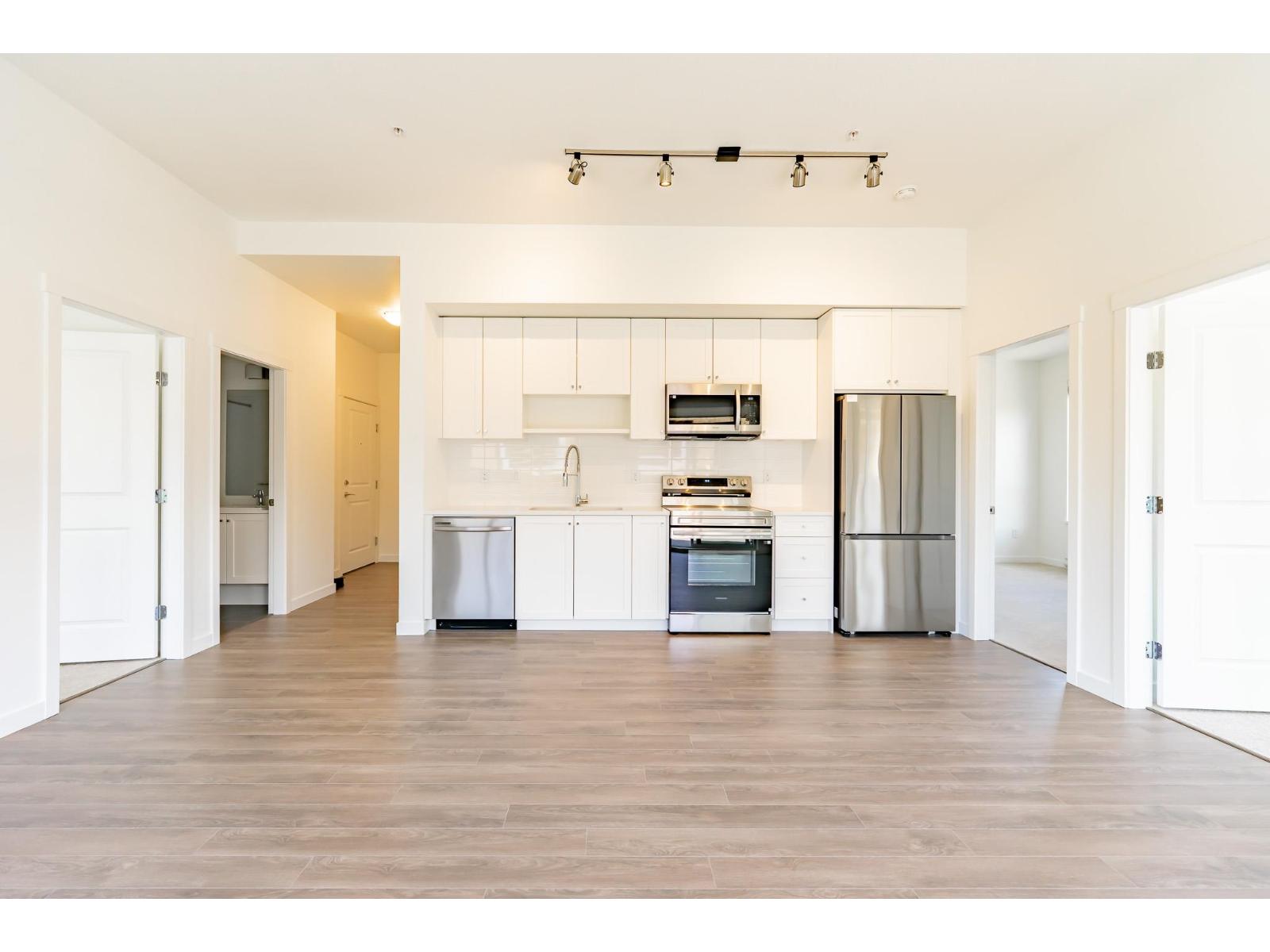 607 15735 85 AVENUE