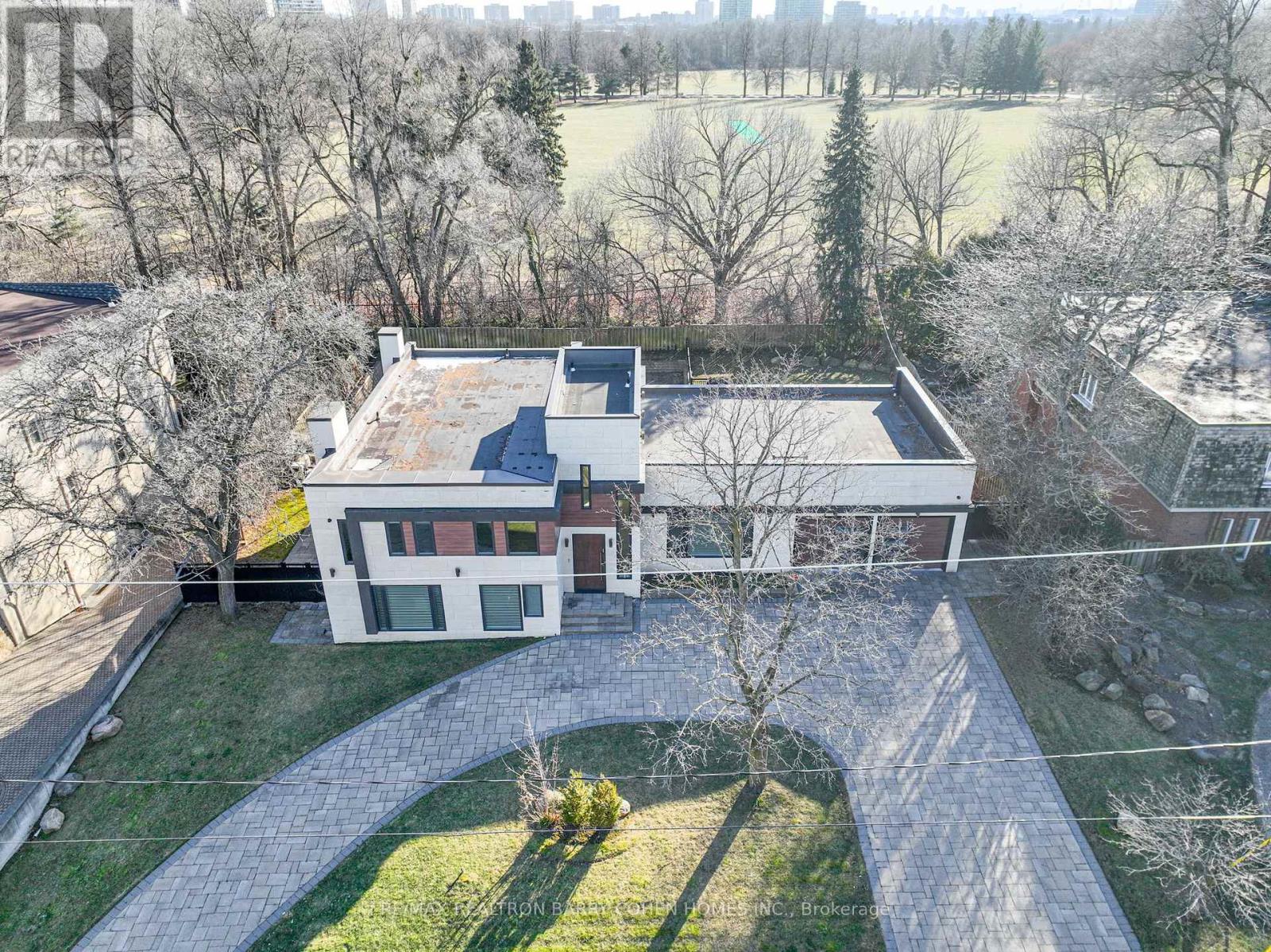 41 SUNCREST DRIVE