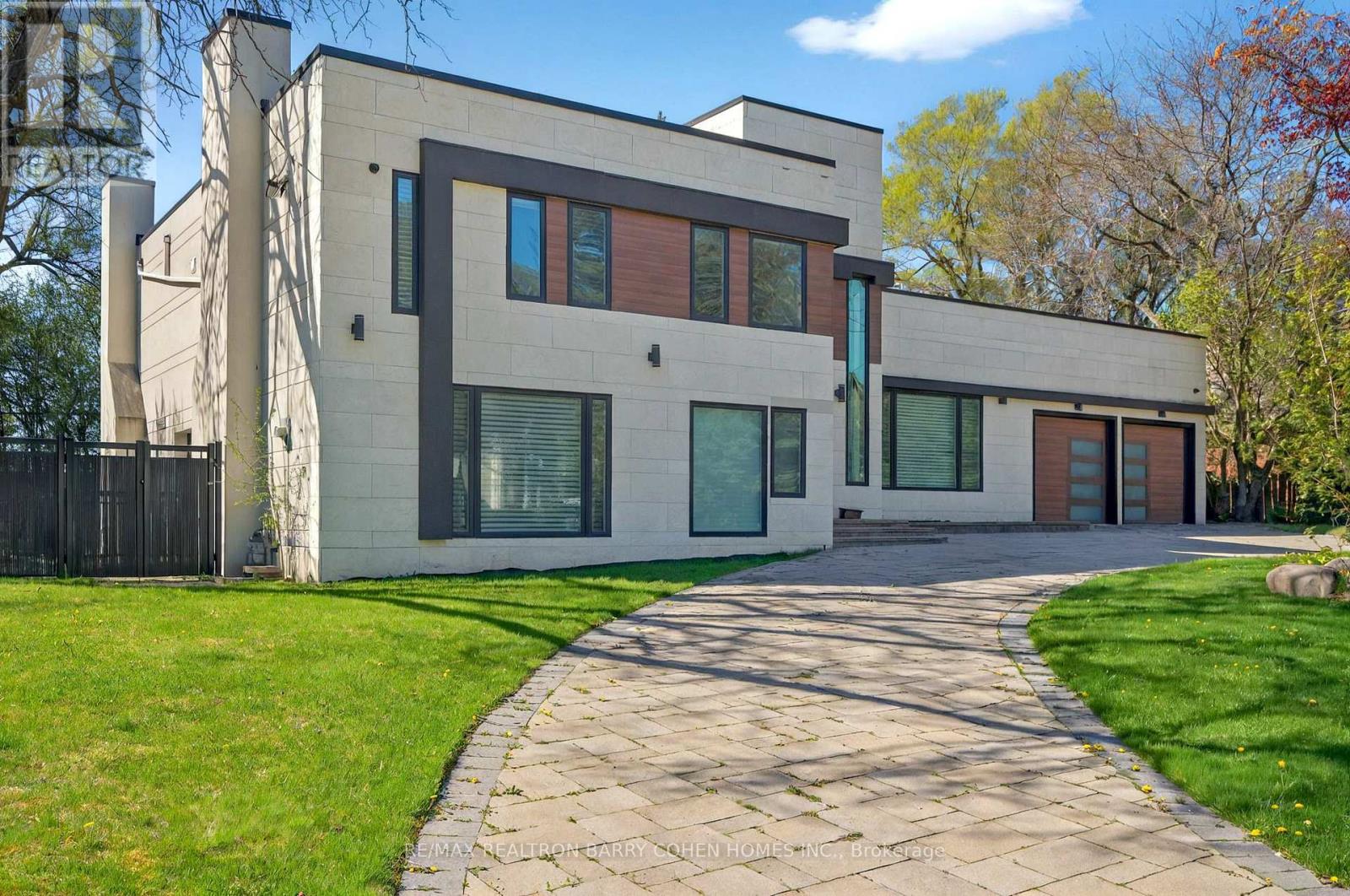 41 SUNCREST DRIVE