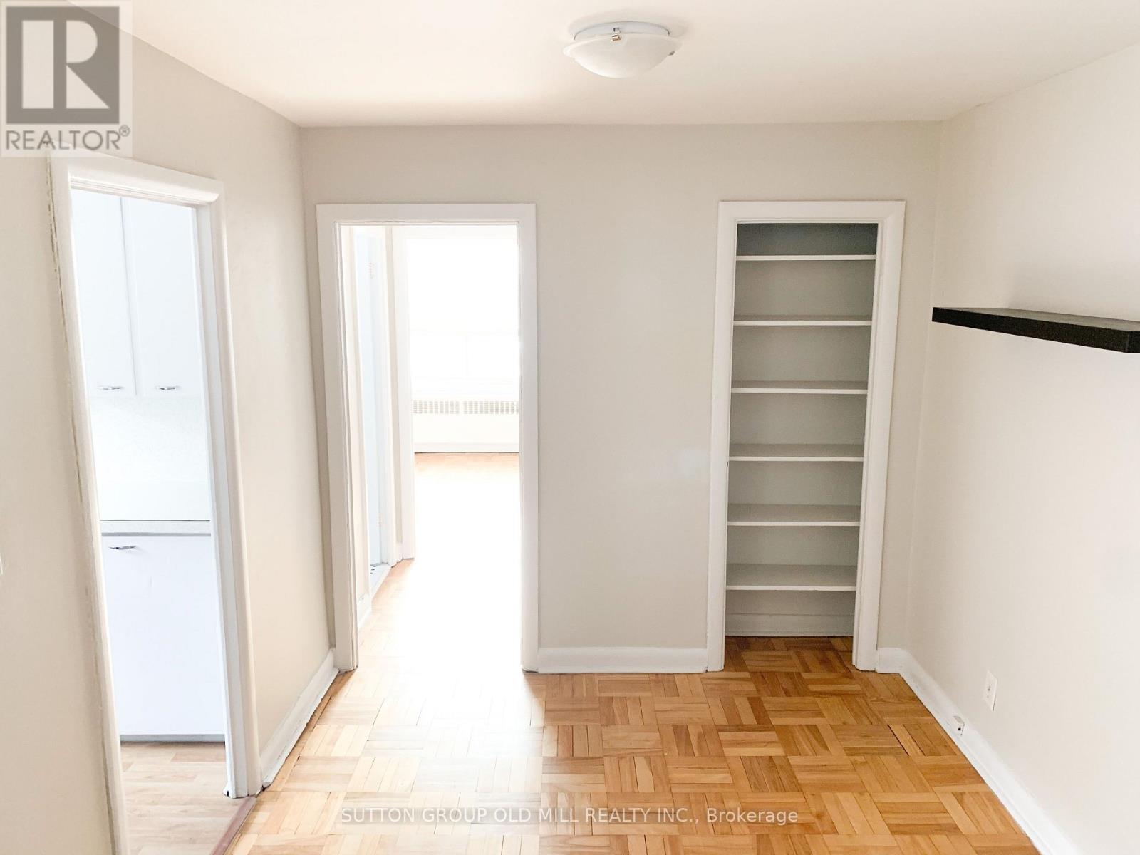 7 - 2846 BLOOR STREET W